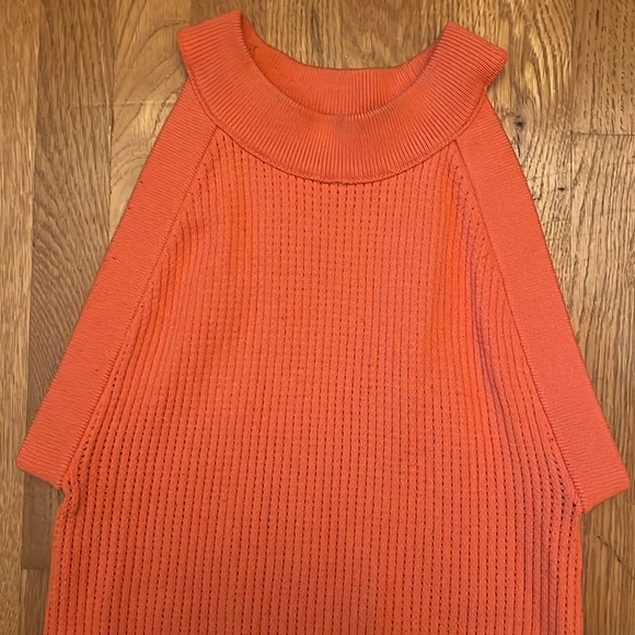 Aritzia Babaton Sculpt Knit Orange Top - Picture 2 of 7
